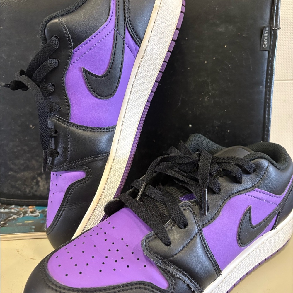 Jordan Athletic Shoes Black Purple